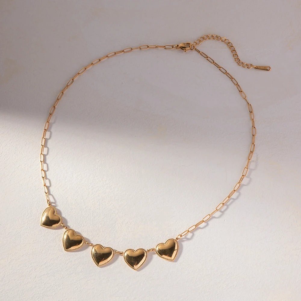 Collier à maillons en forme de cœur doré